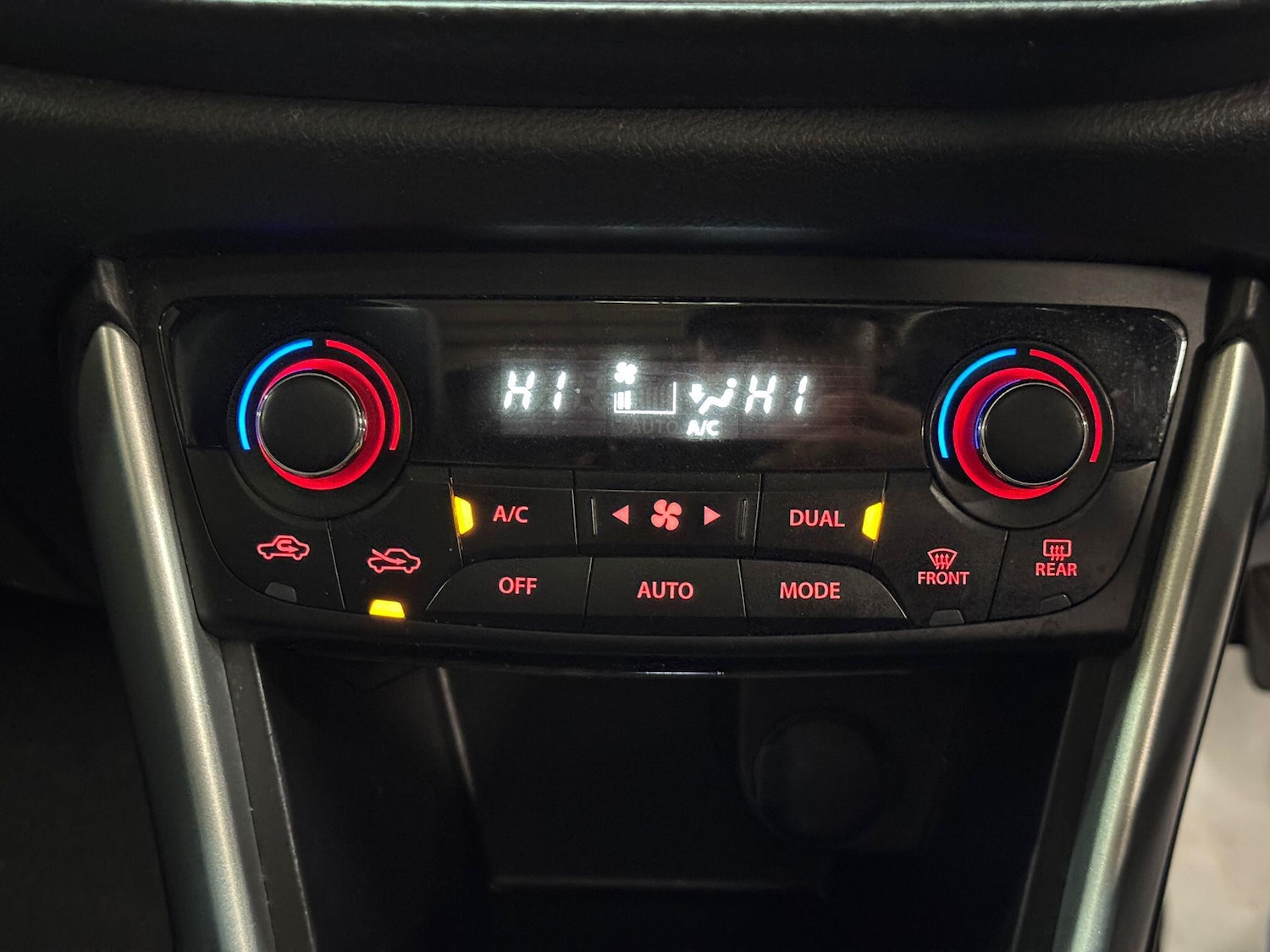 Used Suzuki SX4 S-Cross 2016 for sale - 76377466: Photo 37