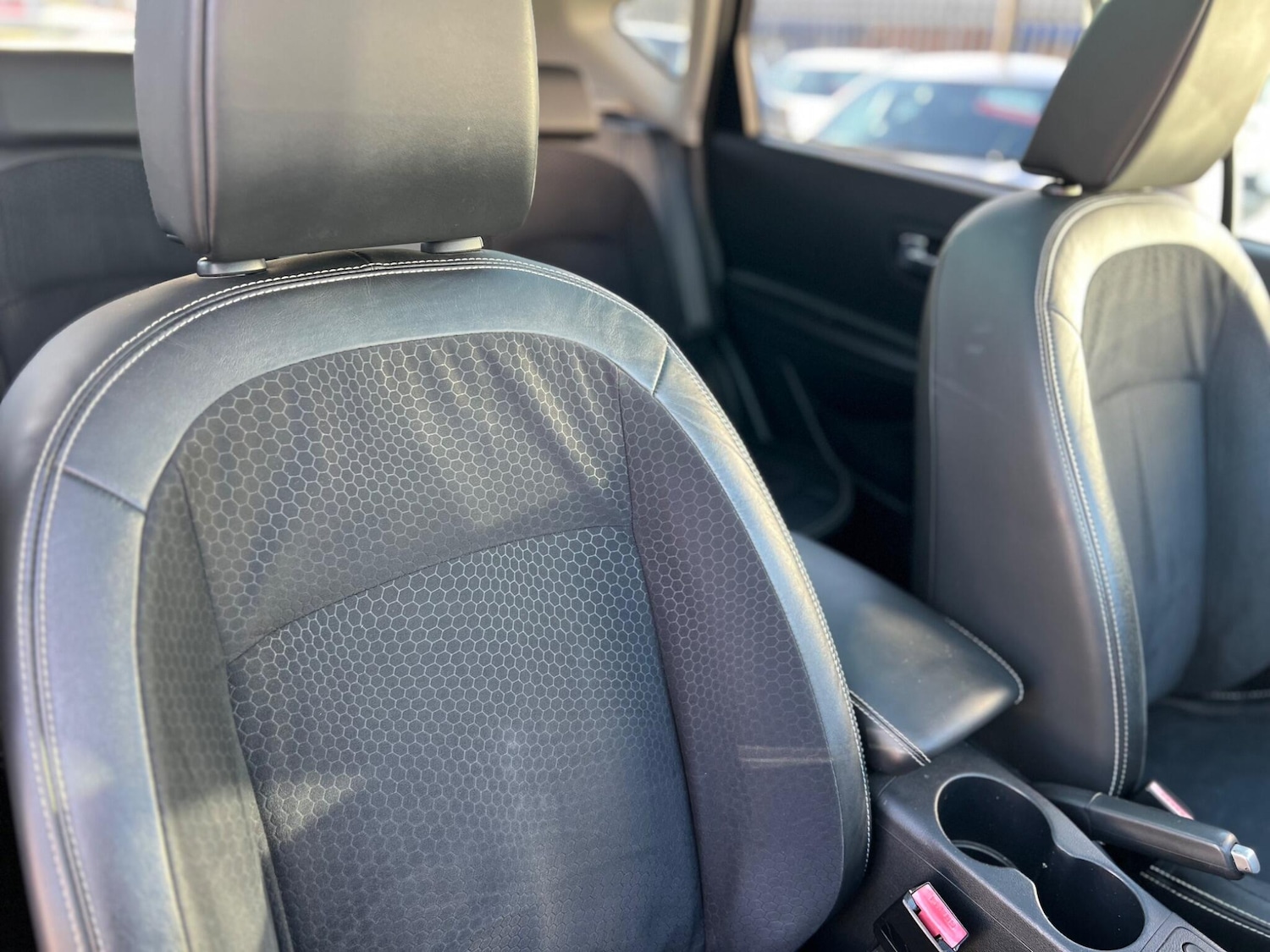 Used Nissan Qashqai 2013 for sale - 76633981: Photo 34