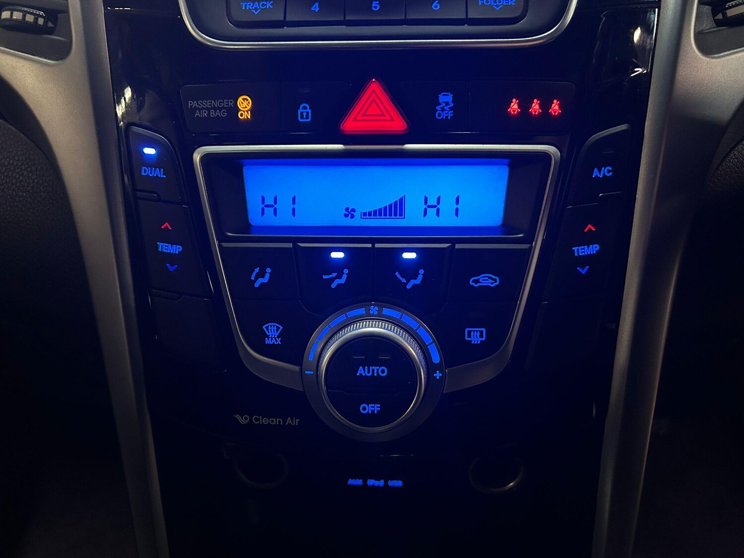 Used Hyundai i30 2014 for sale - 77839666: Photo 22