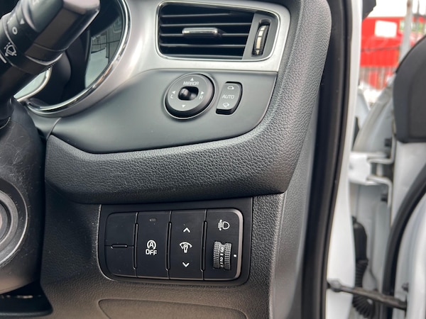 Used Kia Ceed 2013 for sale - 76306627: Photo 22
