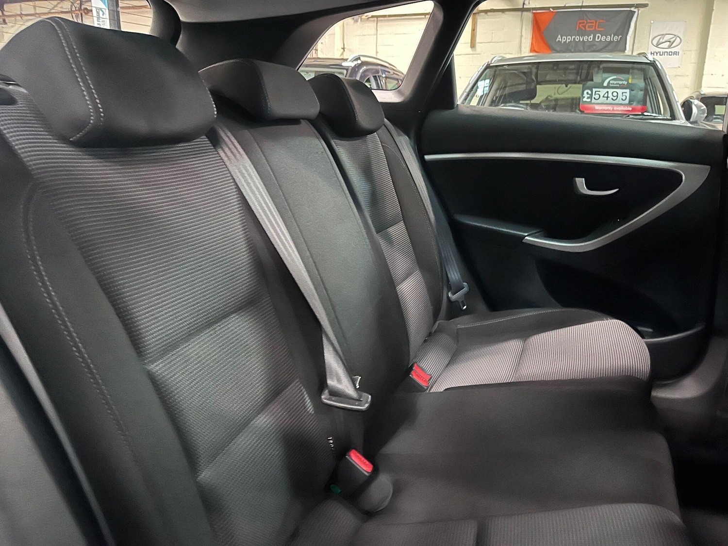 Used Hyundai i30 2013 for sale - 76457519: Photo 23