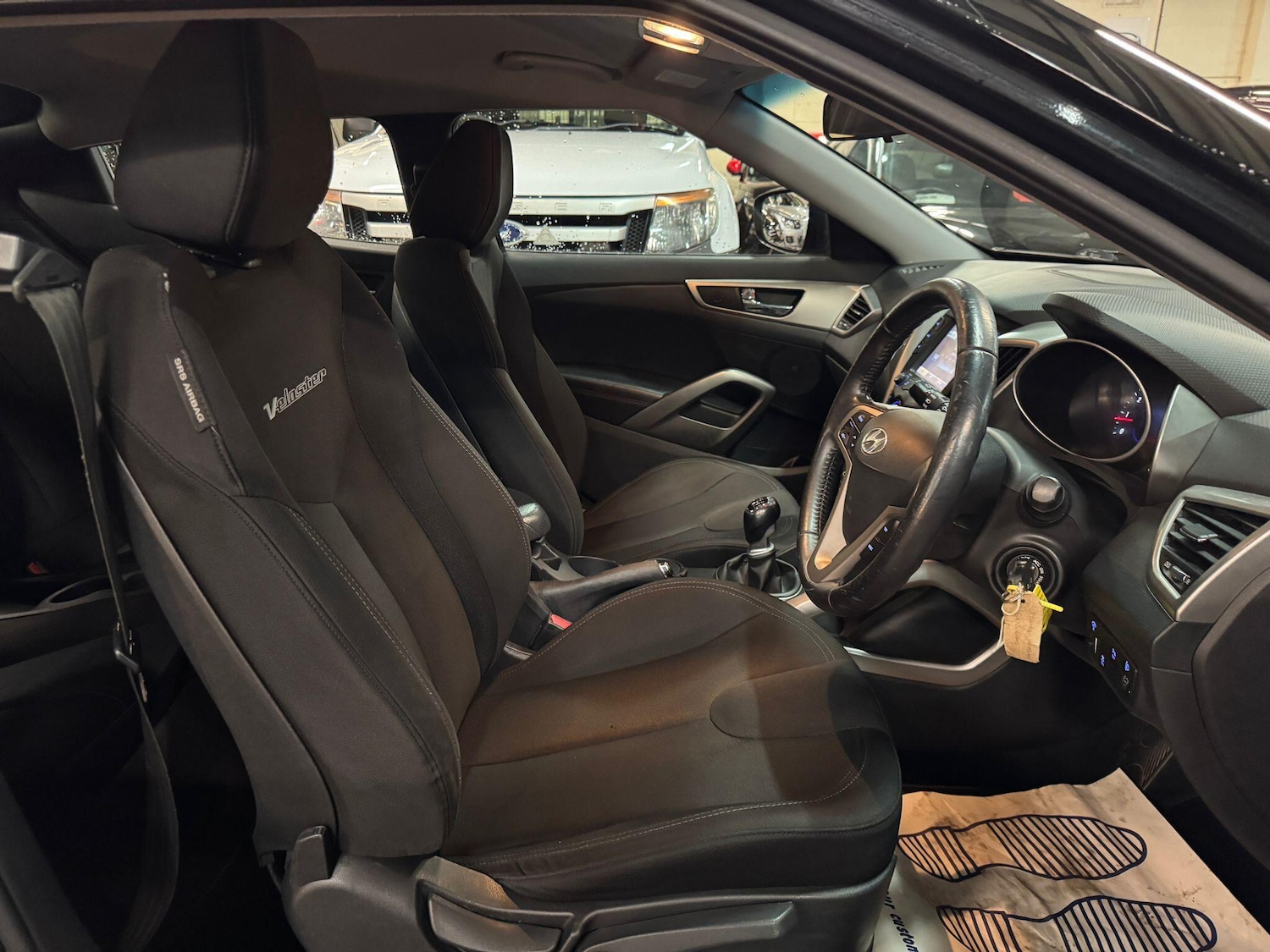 Used Hyundai Veloster 2012 for sale - 77215661: Photo 11