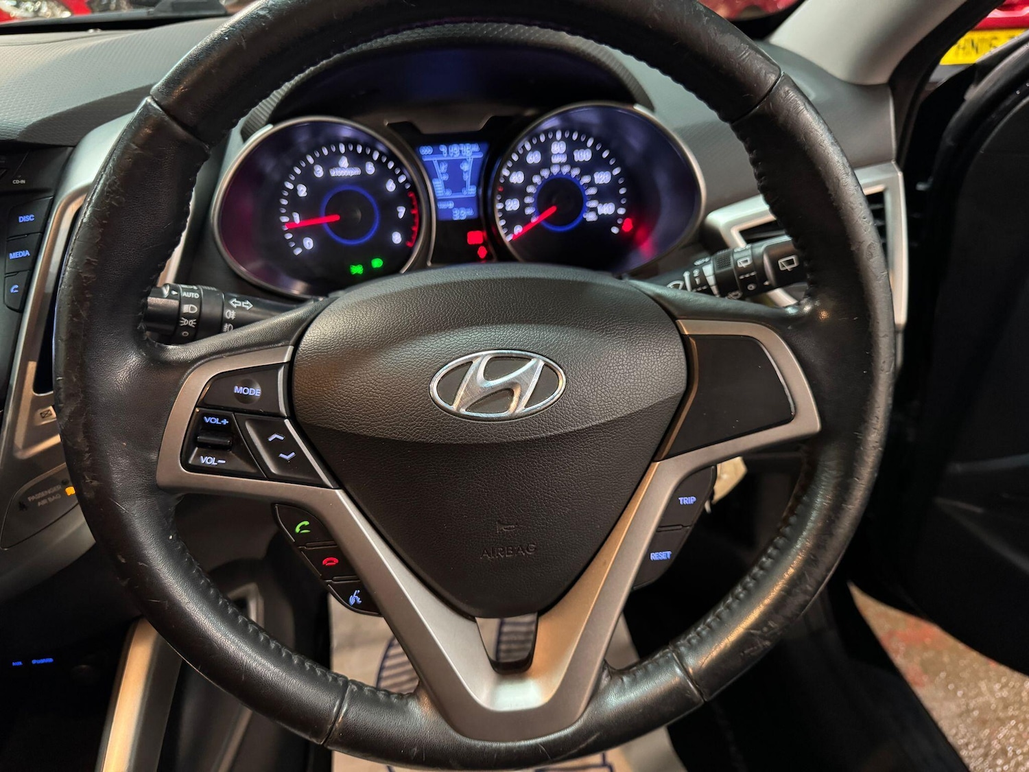 Used Hyundai Veloster 2012 for sale - 77215661: Photo 23