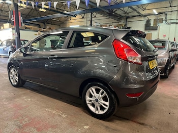 Used Ford Fiesta 2015 for sale - 77163231: Photo