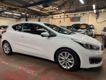 2017 (67) - 1.6 GDi ISG 2 3dr