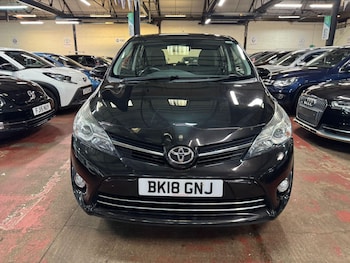 Used Toyota Verso 2018 for sale - 76786698: Photo