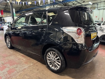 Used Toyota Verso 2018 for sale - 76786698: Photo