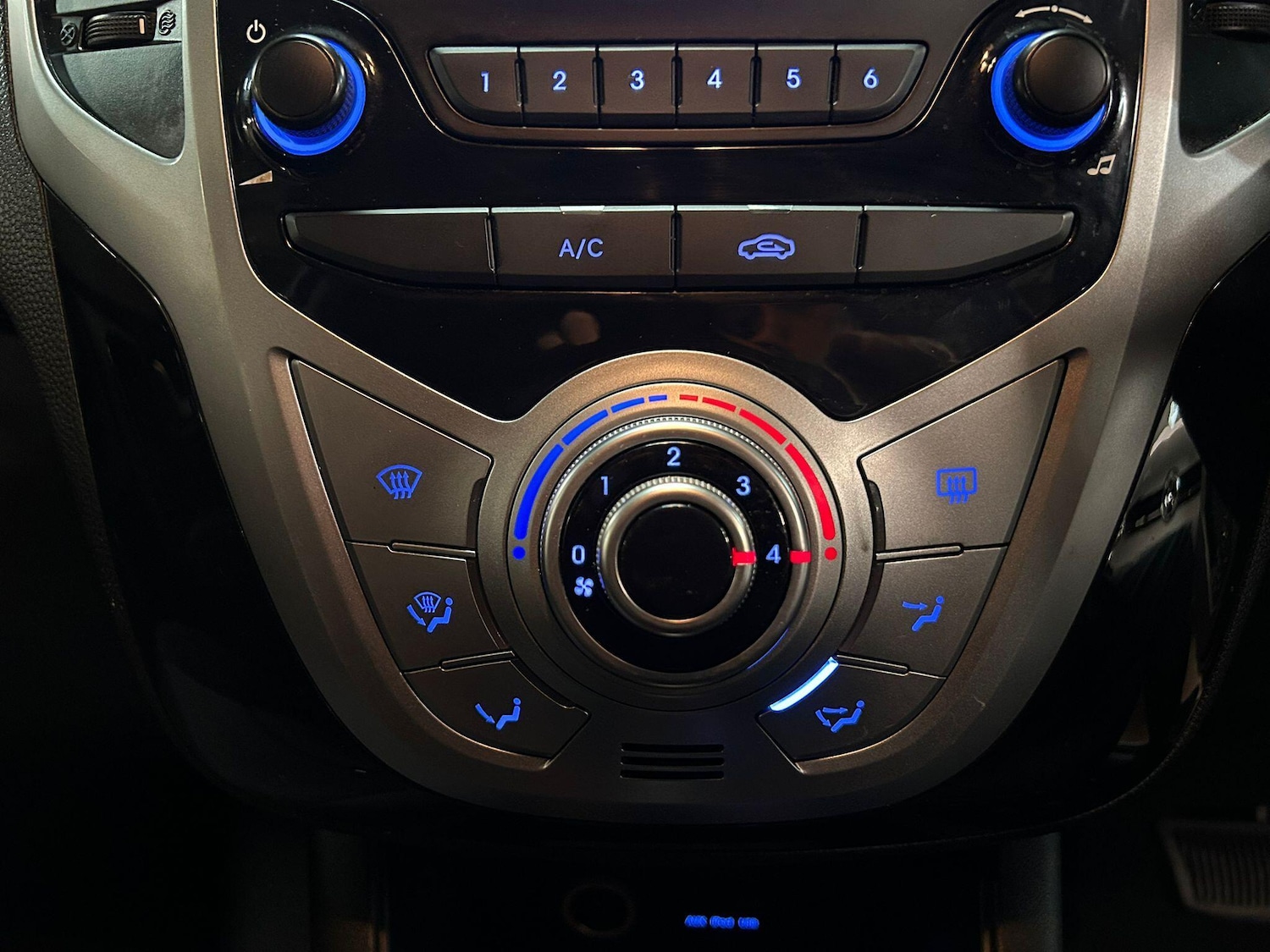 Used Hyundai Ix20 2014 for sale - 76952343: Photo 25