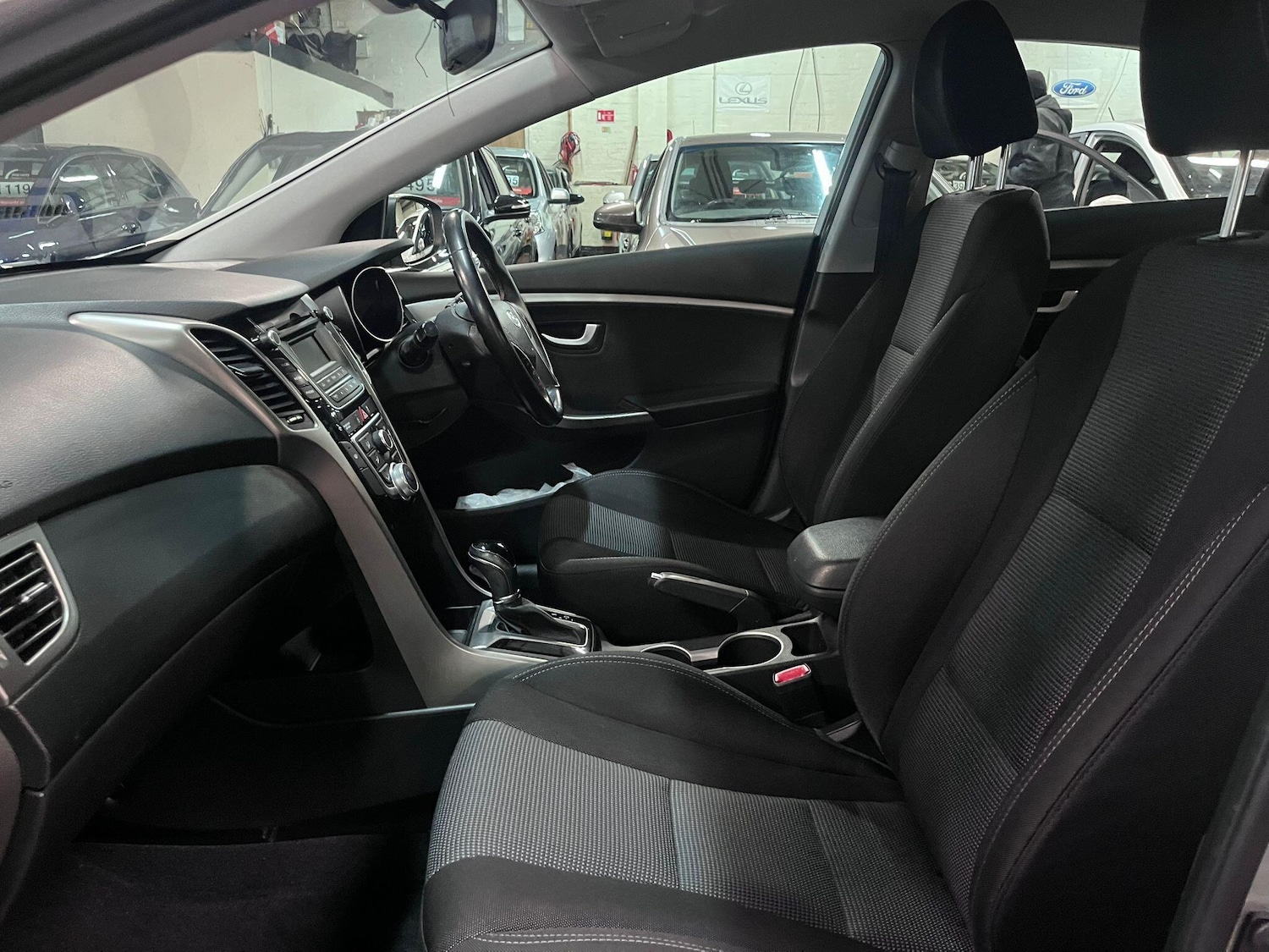 Used Hyundai i30 2013 for sale - 77253925: Photo 17