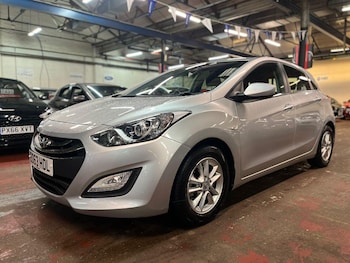 Used Hyundai i30 2013 for sale - 77253925: Photo