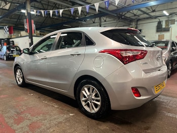 Used Hyundai i30 2013 for sale - 77253925: Photo