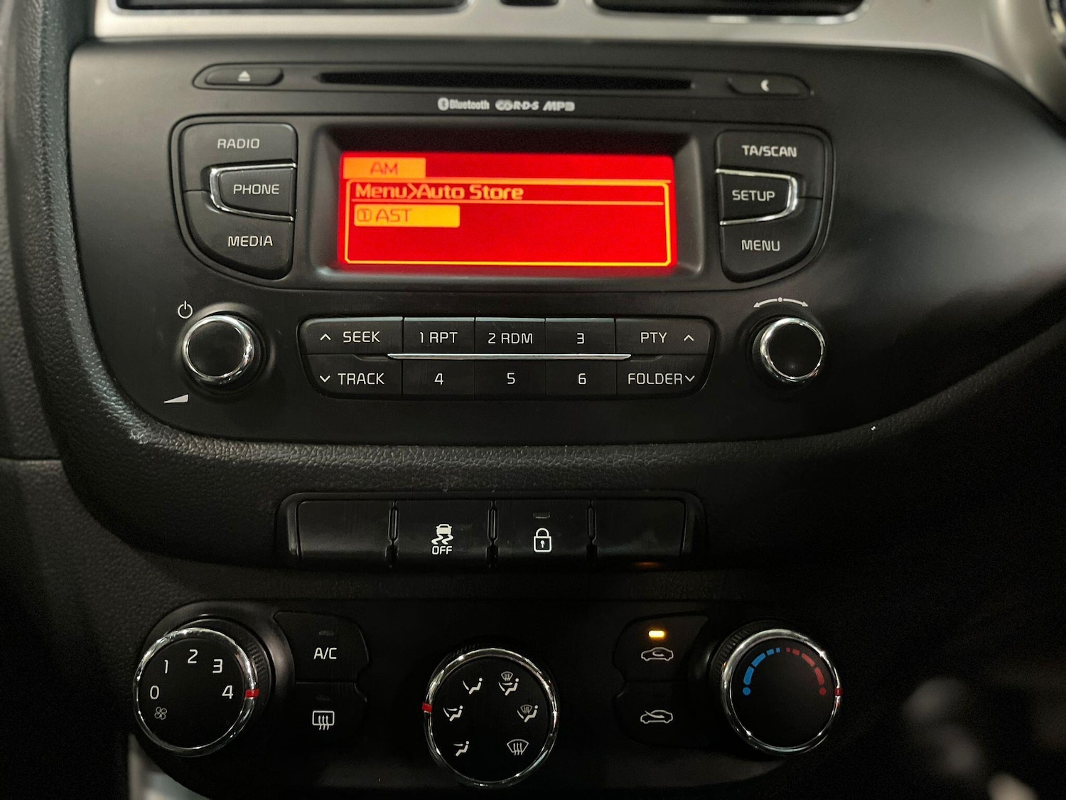 Used Kia Ceed 2015 for sale - 77109278: Photo 31