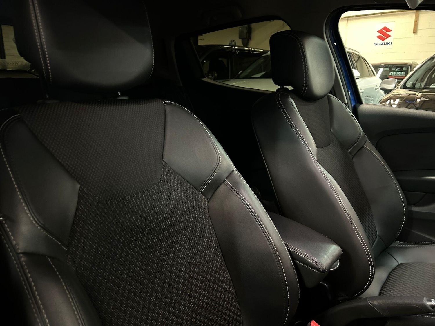 Used Renault Clio 2017 for sale - 77440139: Photo 10