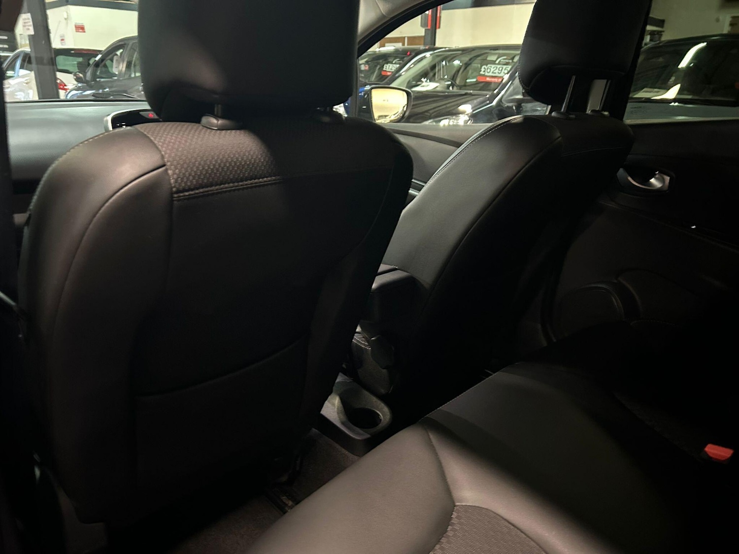 Used Renault Clio 2017 for sale - 77440139: Photo 15