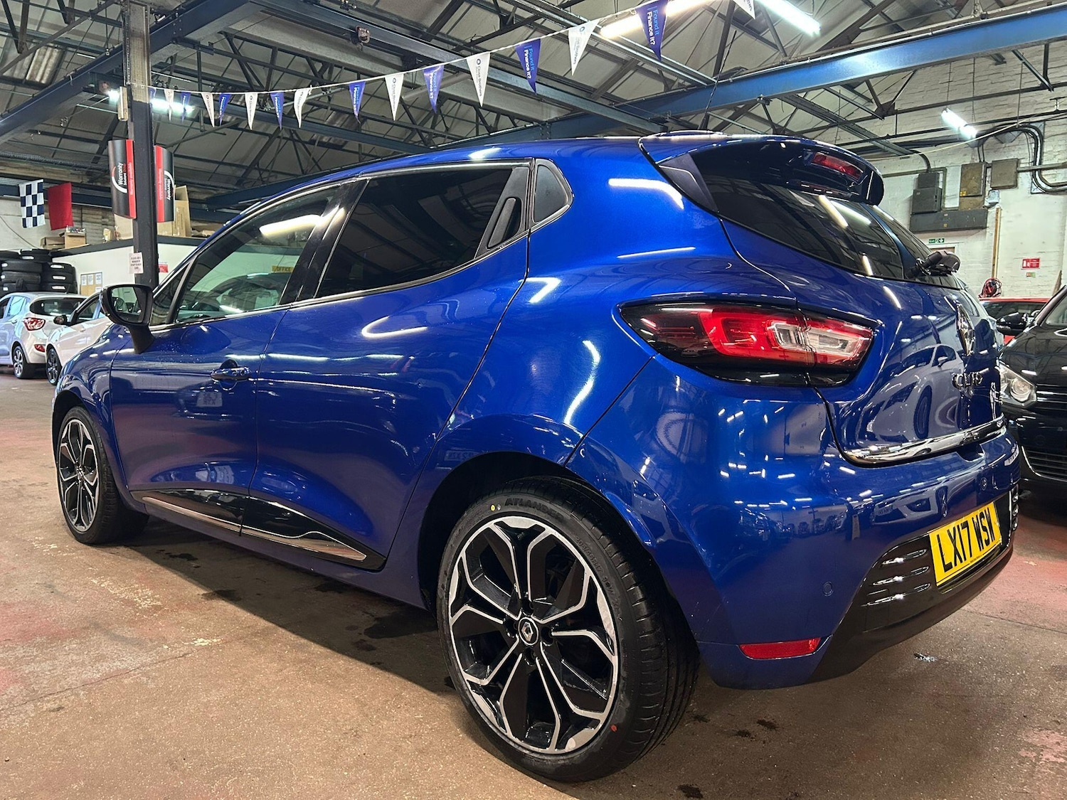 Used Renault Clio 2017 for sale - 77440139: Photo 4