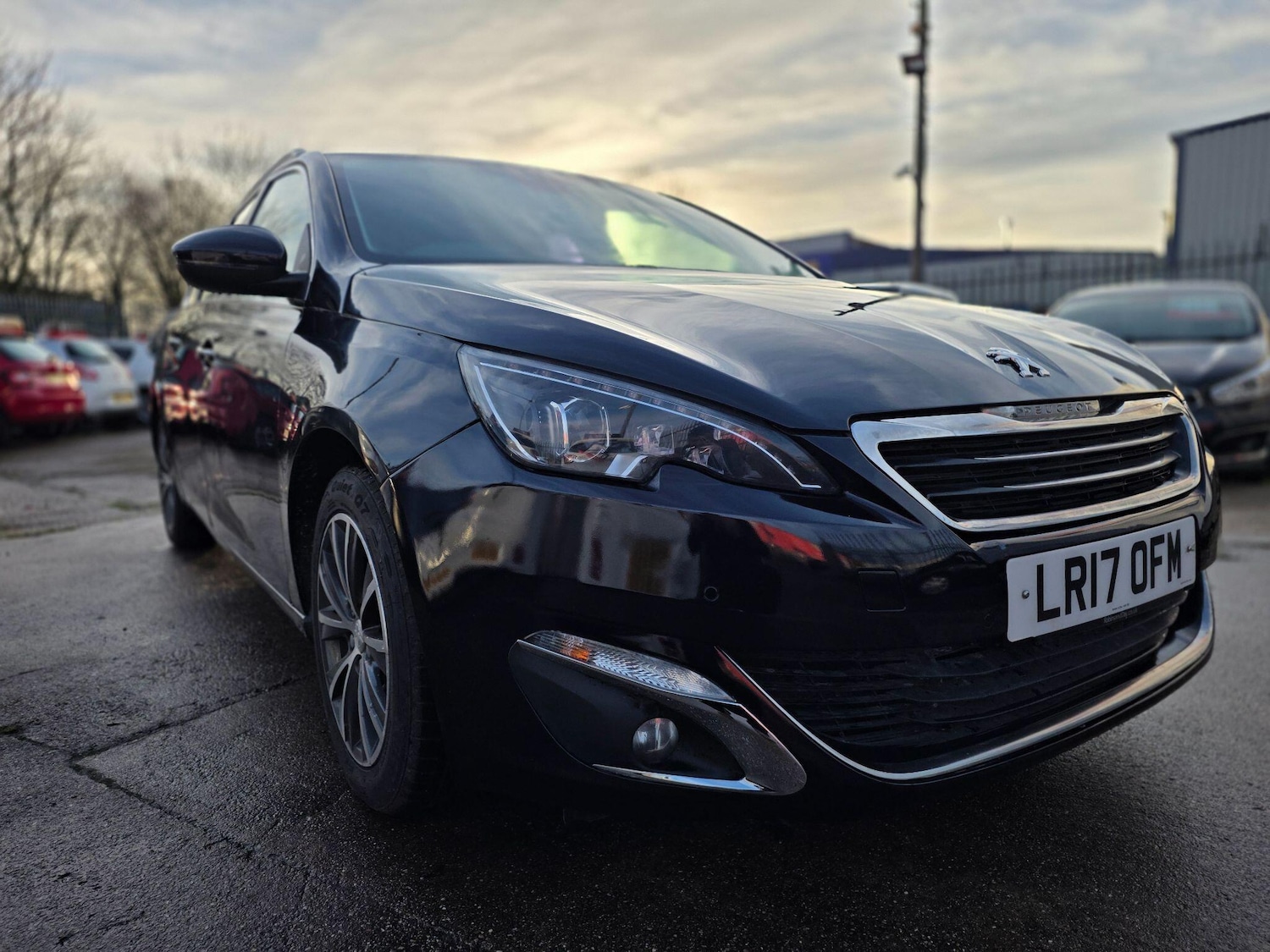 Used Peugeot 308 SW 2017 for sale - 76865887: Photo 1