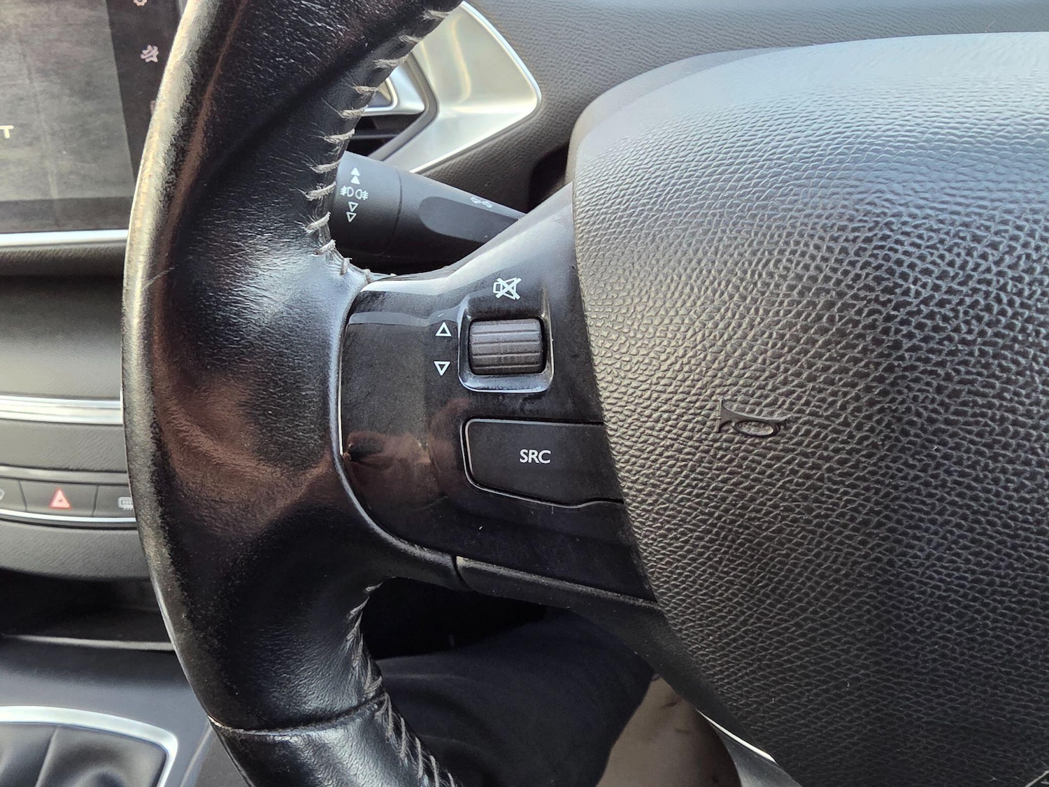 Used Peugeot 308 SW 2017 for sale - 76865887: Photo 13