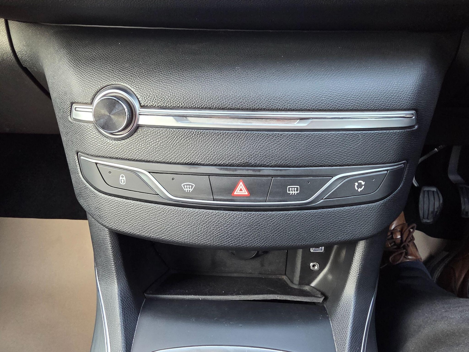 Used Peugeot 308 SW 2017 for sale - 76865887: Photo 21