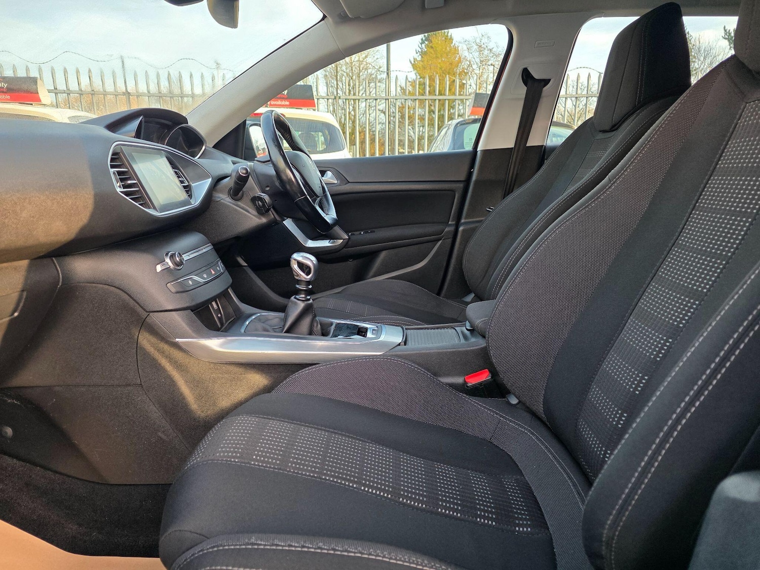 Used Peugeot 308 SW 2017 for sale - 76865887: Photo 28