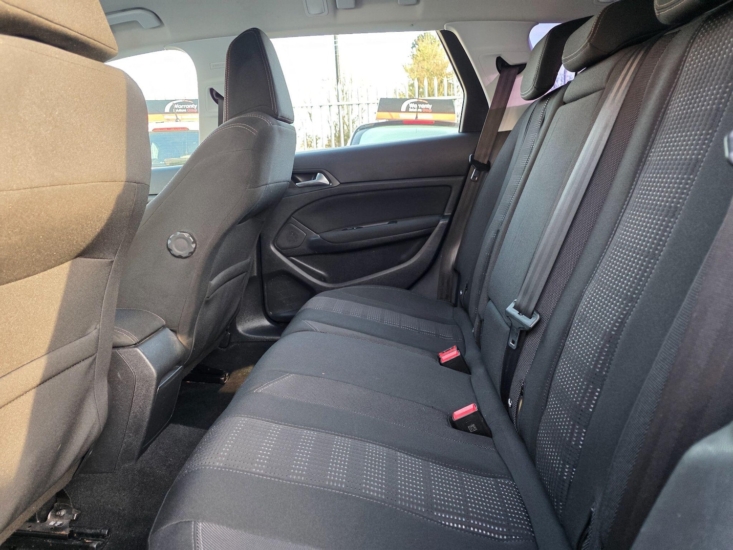 Used Peugeot 308 SW 2017 for sale - 76865887: Photo 32