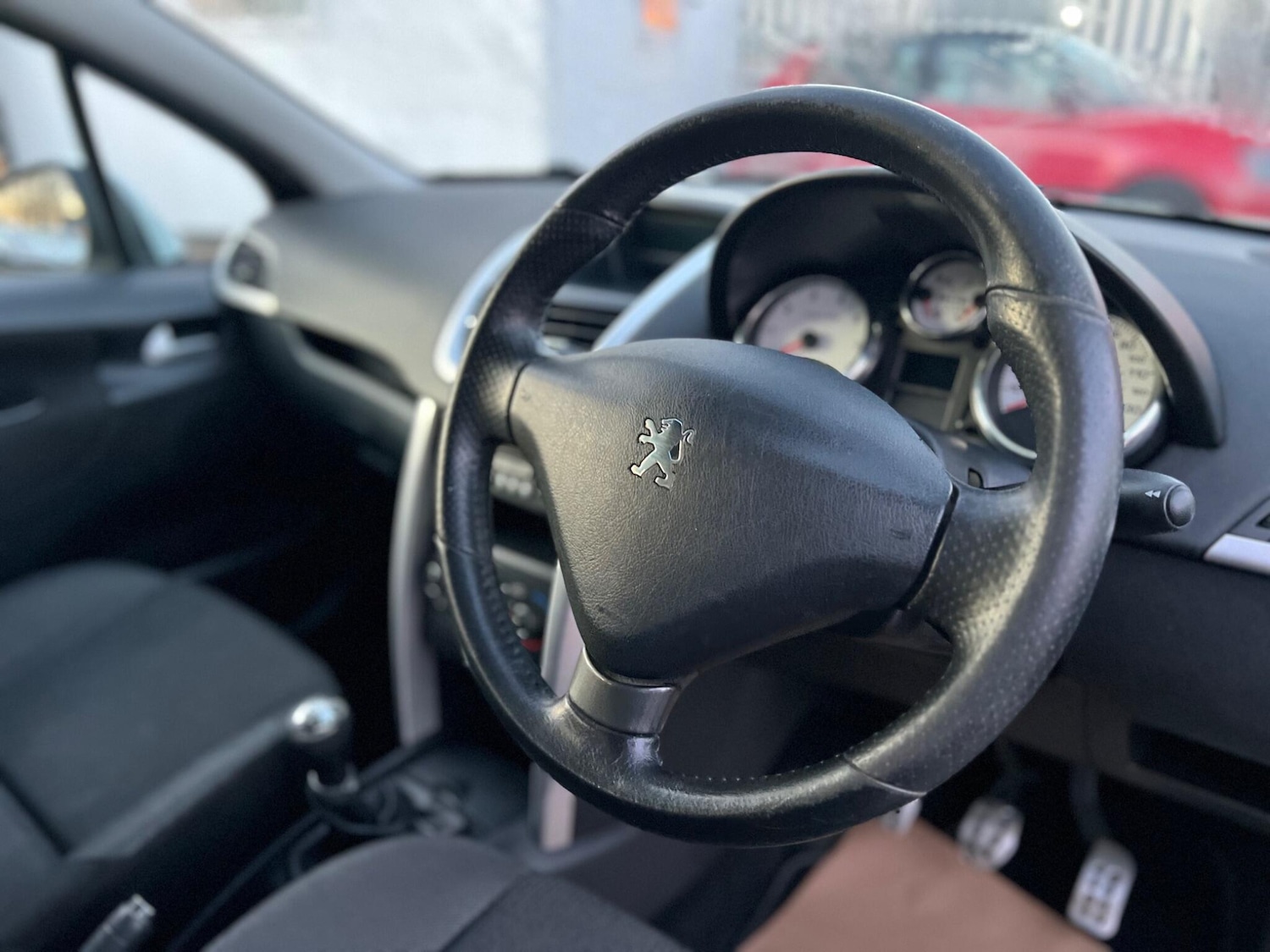 Used Peugeot 207 2011 for sale - 76646049: Photo 10