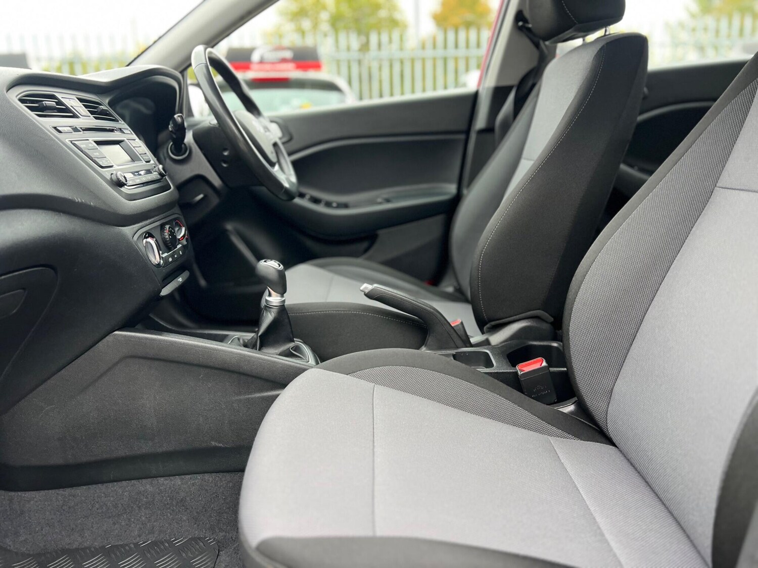 Used Hyundai i20 for sale - 76995798: Photo 27