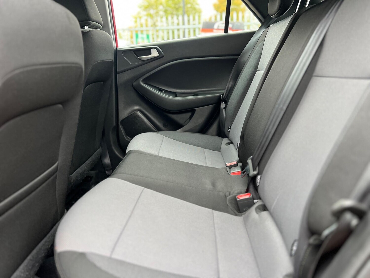 Used Hyundai i20 for sale - 76995798: Photo 31