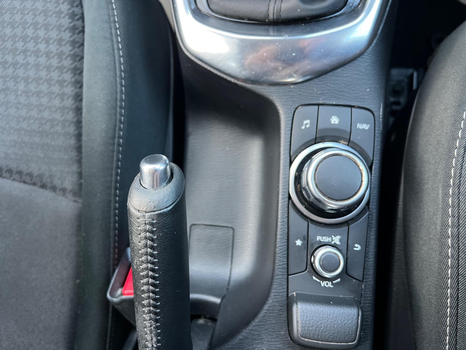 Used Mazda Mazda2 2017 for sale - 76607857: Photo 23