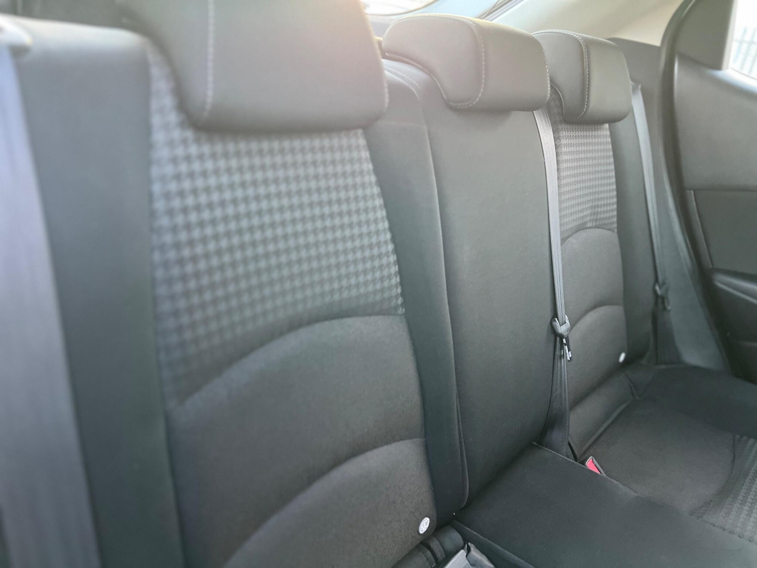 Used Mazda Mazda2 2017 for sale - 76607857: Photo 31