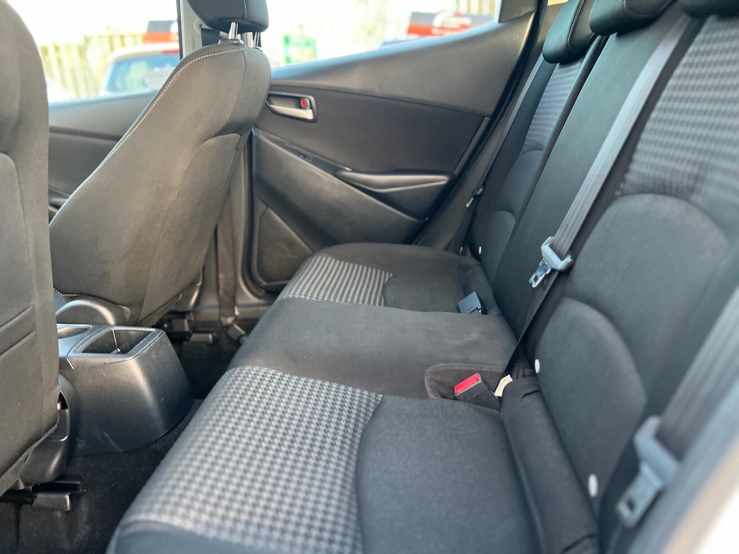 Used Mazda Mazda2 2017 for sale - 76607857: Photo 32