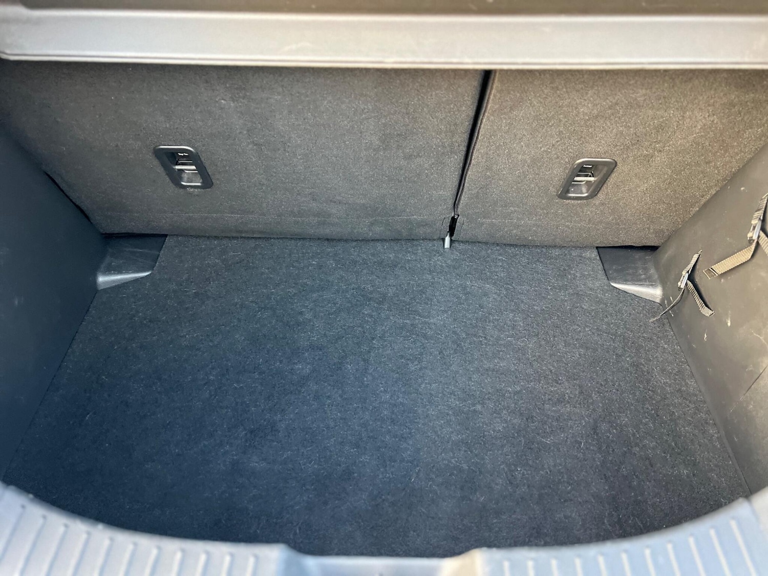 Used Mazda Mazda2 2017 for sale - 76607857: Photo 8