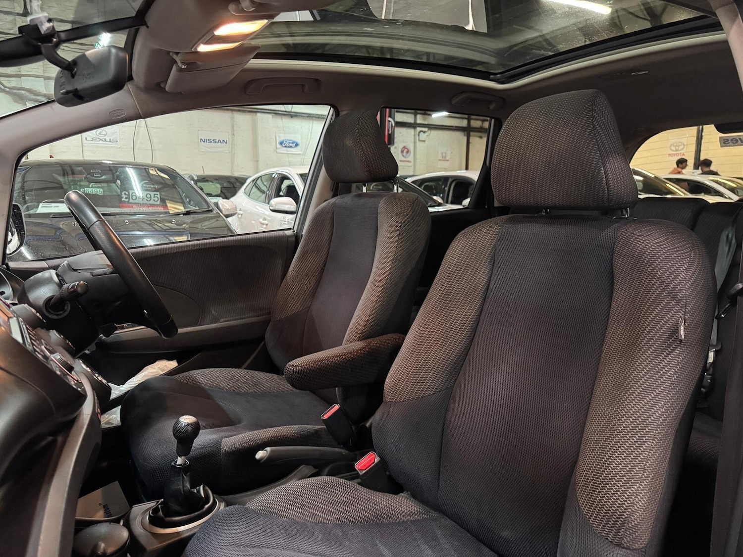 Used Honda Jazz 2014 for sale - 77784306: Photo 15