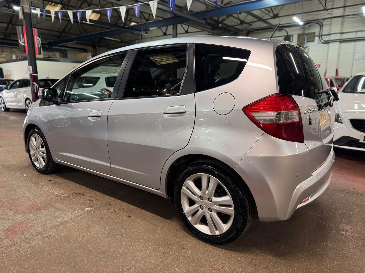 Used Honda Jazz 2014 for sale - 77784306: Photo 4