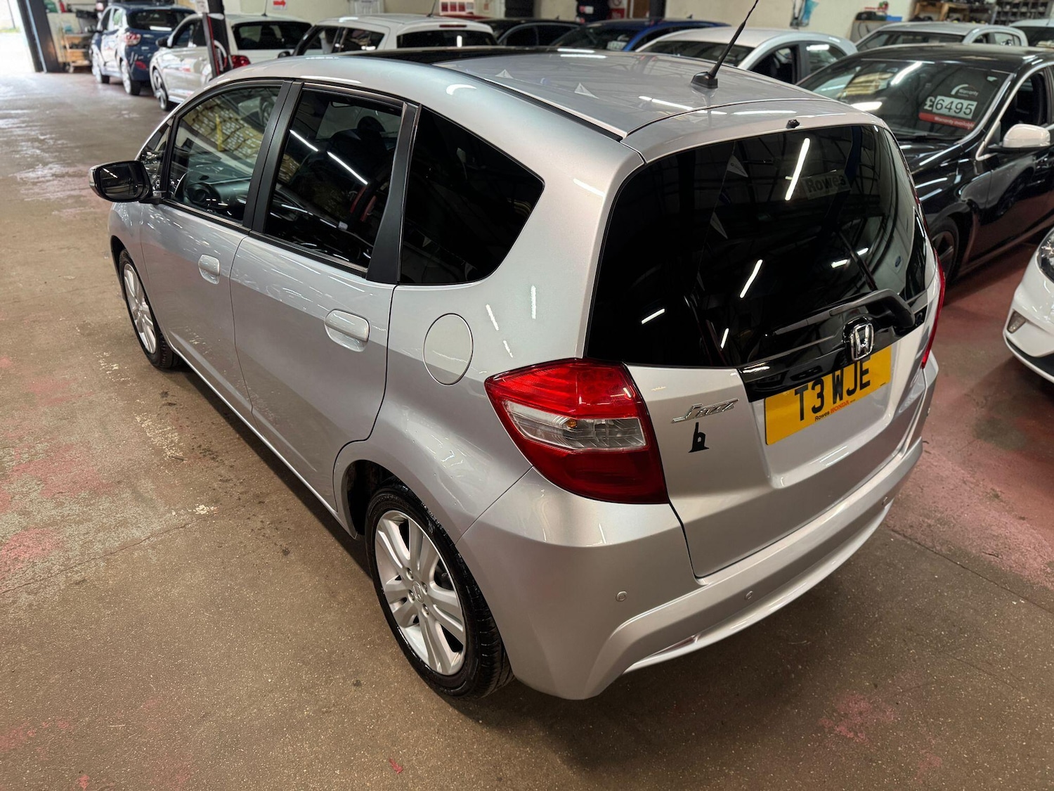 Used Honda Jazz 2014 for sale - 77784306: Photo 8