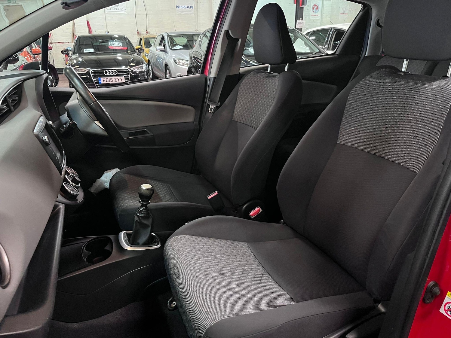 Used Toyota Yaris 2015 for sale - 78171413: Photo 15