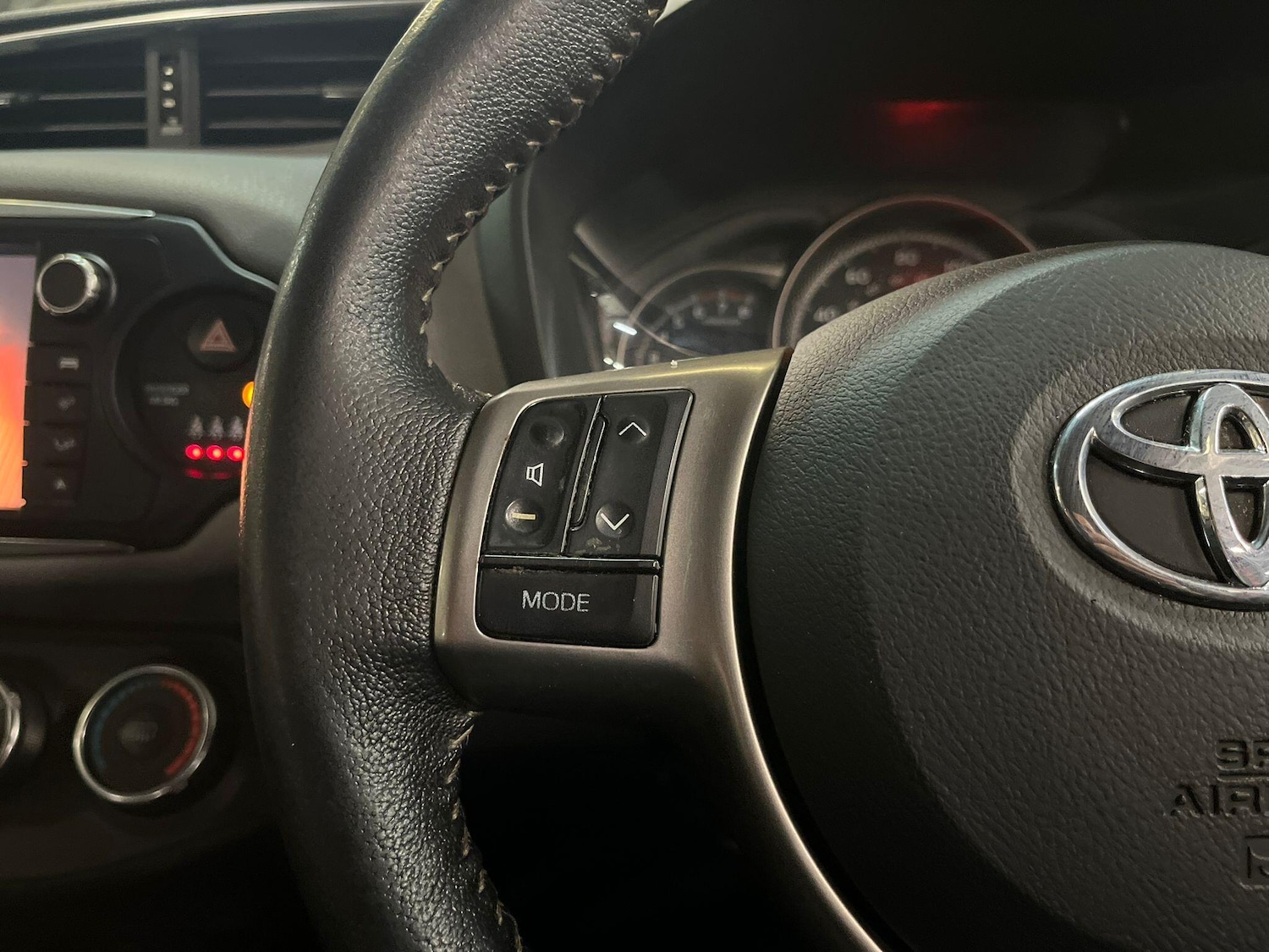 Used Toyota Yaris 2015 for sale - 78171413: Photo 18