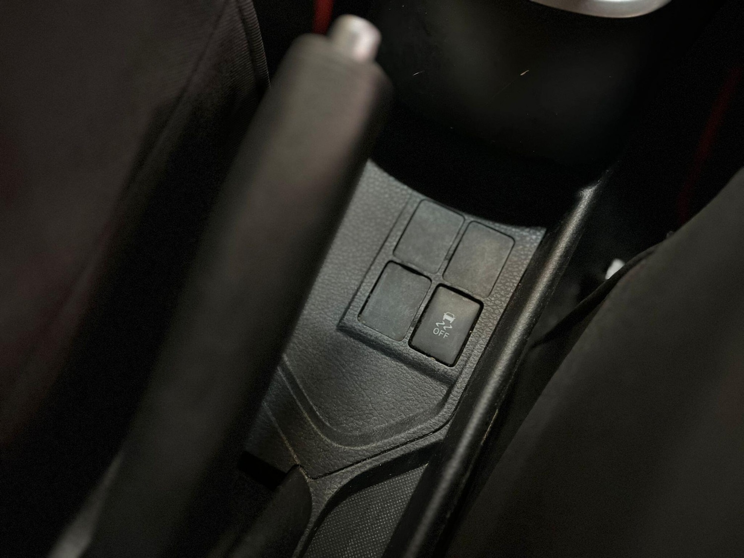 Used Toyota Yaris 2015 for sale - 78171413: Photo 25