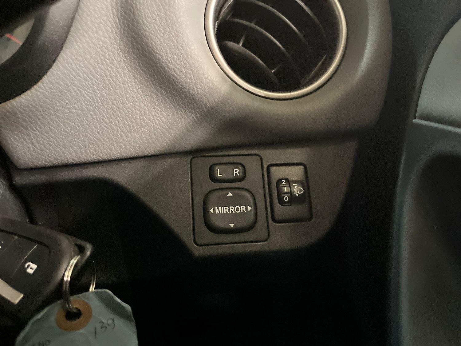 Used Toyota Yaris 2015 for sale - 78171413: Photo 26