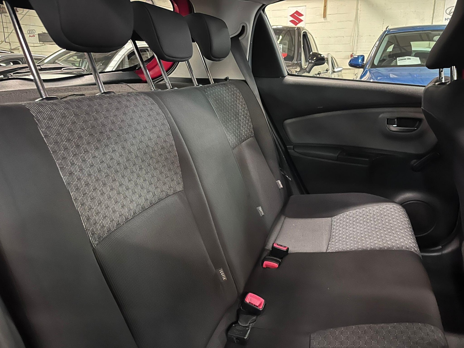 Used Toyota Yaris 2015 for sale - 78171413: Photo 29