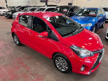Used Toyota Yaris 2015 for sale - 78171413: Photo