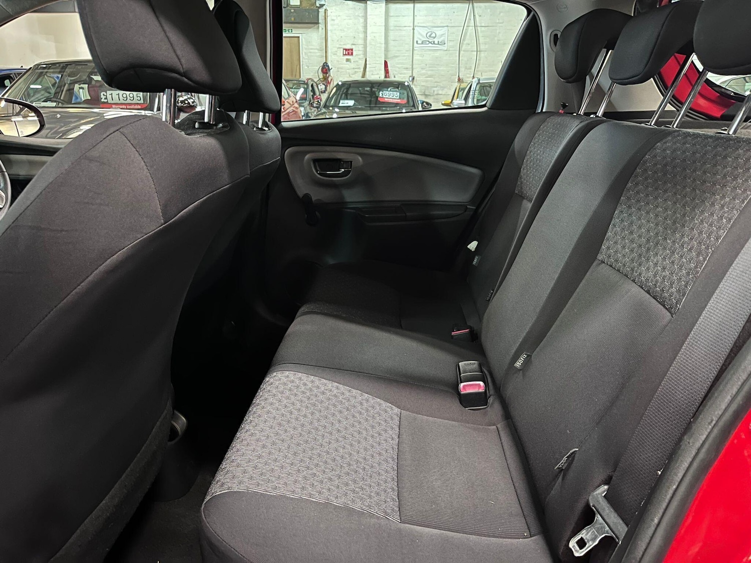 Used Toyota Yaris 2015 for sale - 78171413: Photo 30