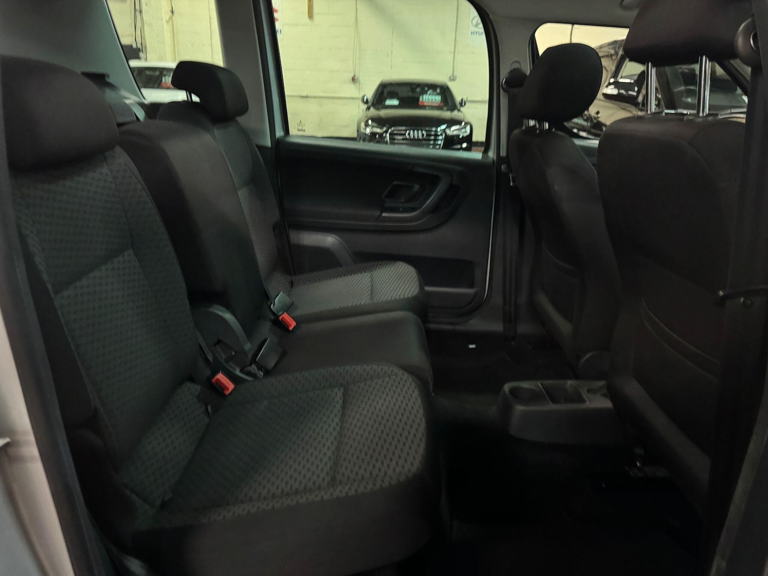 Used Skoda Roomster 2015 for sale - 77358636: Photo 17