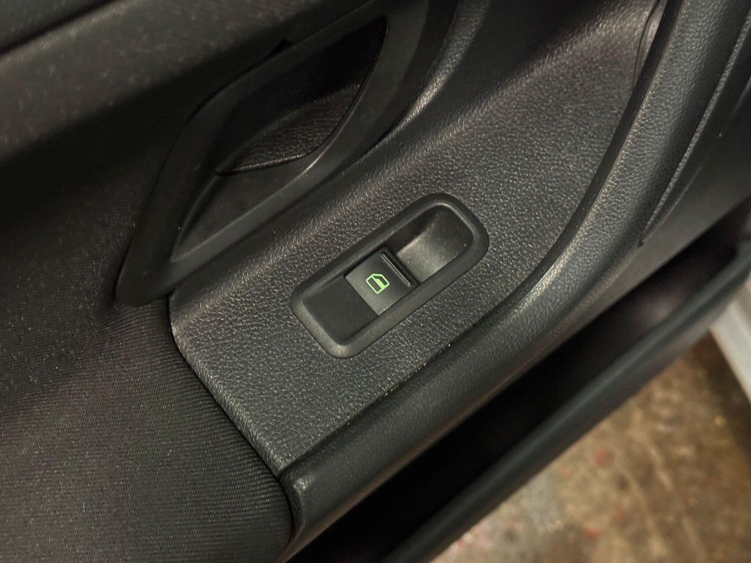 Used Skoda Roomster 2015 for sale - 77358636: Photo 25