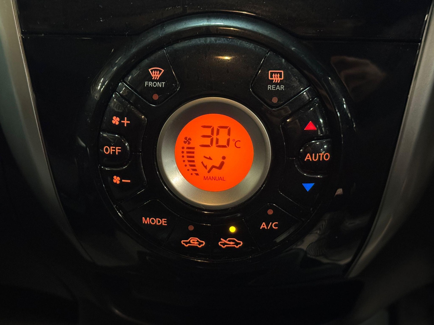 Used Nissan Note 2014 for sale - 77291120: Photo 35