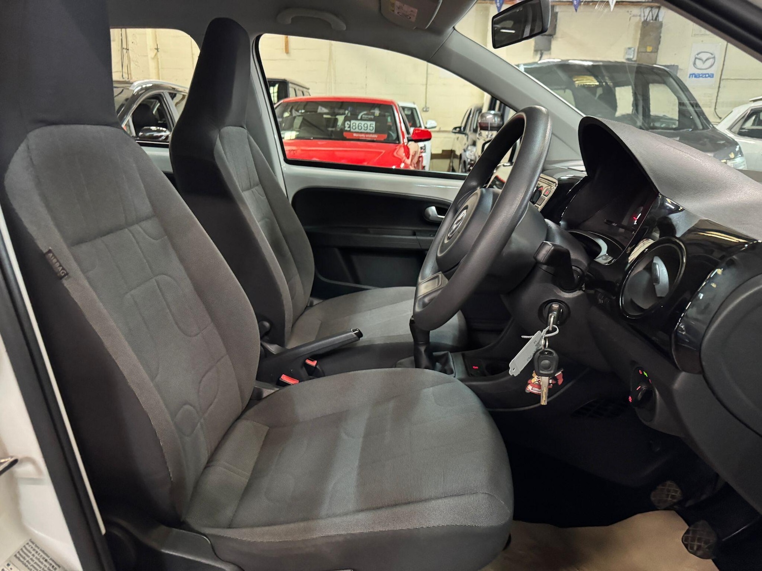 Used Volkswagen up! 2015 for sale - 77940242: Photo 10