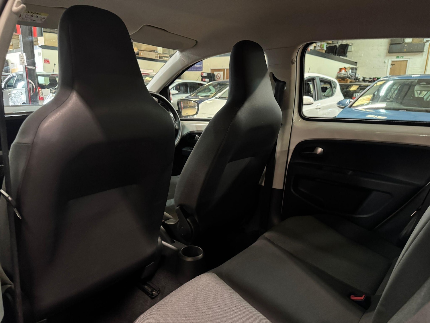 Used Volkswagen up! 2015 for sale - 77940242: Photo 20