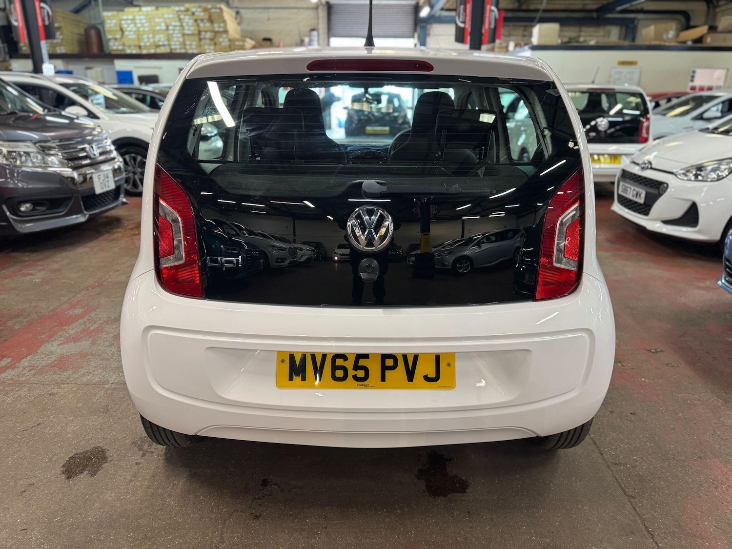 Used Volkswagen up! 2015 for sale - 77940242: Photo 6