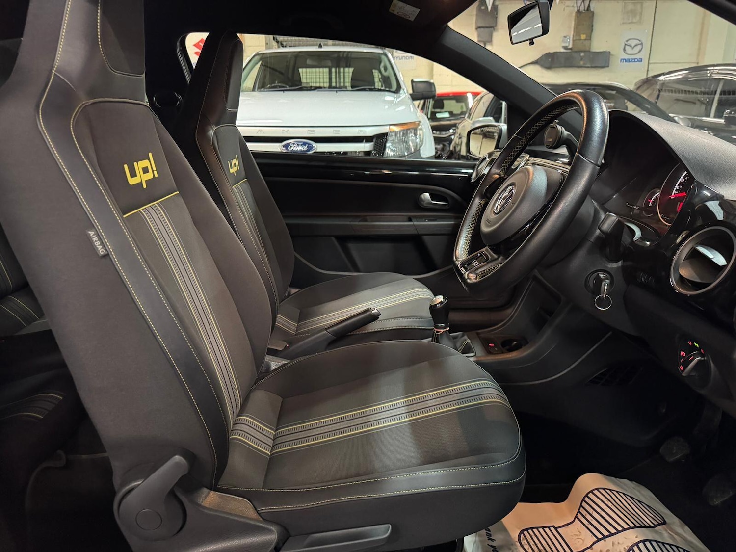 Used Volkswagen up! 2016 for sale - 77344636: Photo 10