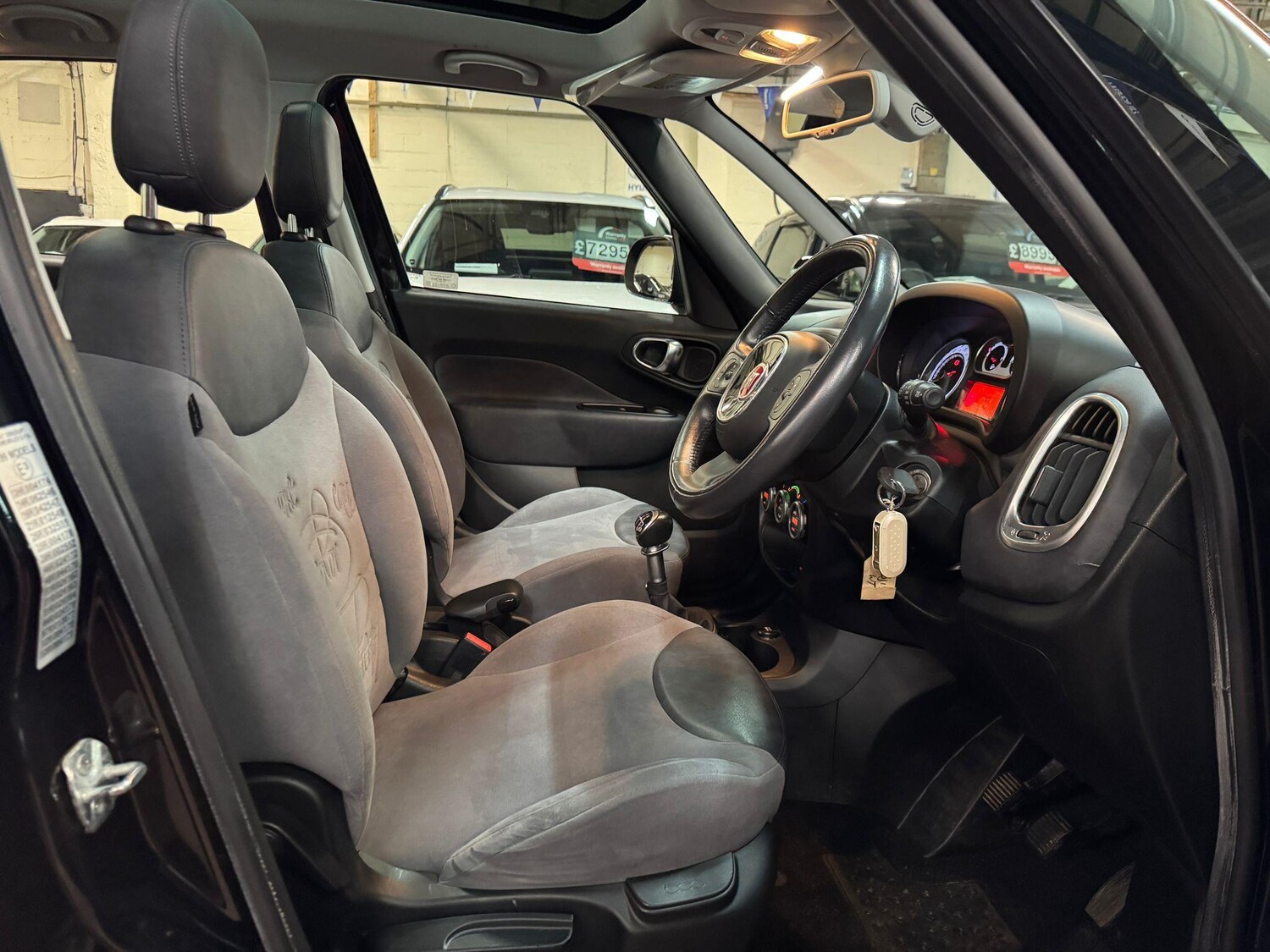 Used Fiat 500L 2014 for sale - 77376651: Photo 12