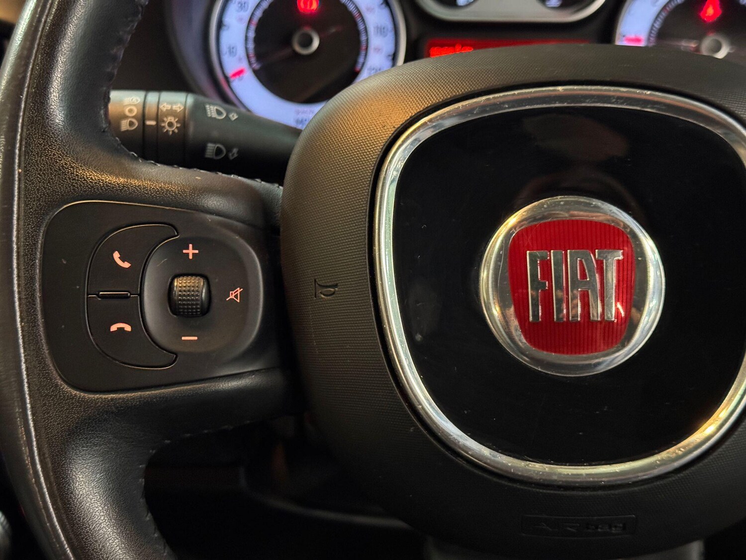 Used Fiat 500L 2014 for sale - 77376651: Photo 26